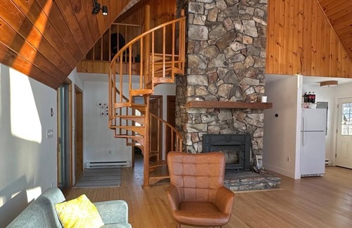 Sharon House | Woodland A-Frame