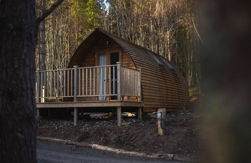 Tomintoul Cabin | Woodland Escape in a Cosy Glamping Cabin