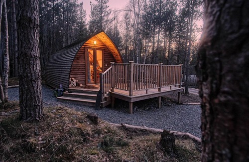 Tomintoul Cabin | Woodland Escape in a Cosy Glamping Cabin