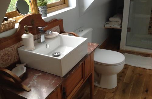 Longborough House | Woodland Guesthouse