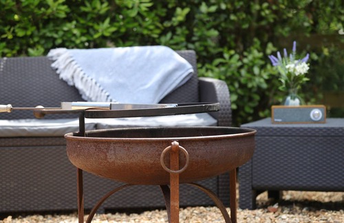Aldborough Apartment | Woodland Retreat (Deer's Glade)