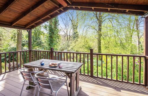 Milton Abbas House | Woodland Views Lodge