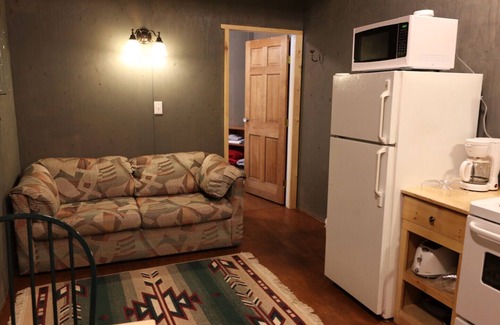 Chilanko Forks Apartment | Woodlands Fishin Resort - Loon Retreat # 2