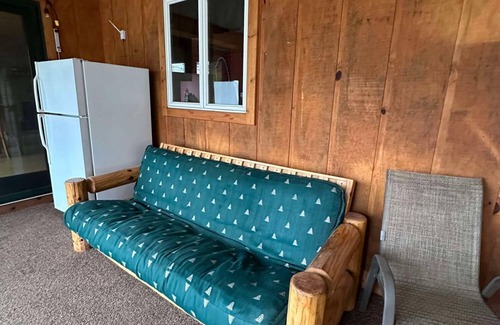 Alma House | Woodlands Retreat next to the Mississippi River
