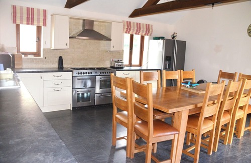 Sculthorpe House | Woodpecker Barn, Sleeps 8 (4 Bedrooms)