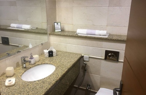 Islamabad Apartment | Woodpecker Suites - Suite 20