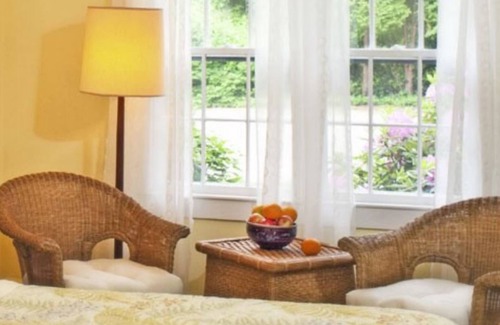 Falmouth House | Woods Hole Passage Inn