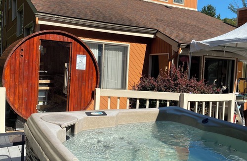 Circleville House | Woodsie - best glamping experience Middletown ny