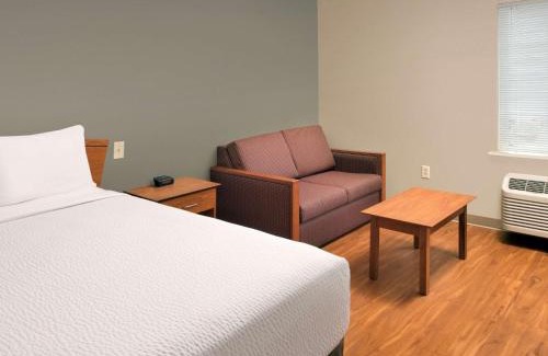 Jeffersonville - Clarksville Hotel | WoodSpring Suites Louisville Clarksville
