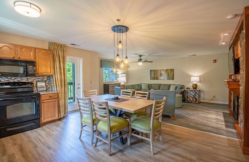 McGaheysville Condo | Woodstone Meadows Premium Two Bedroom