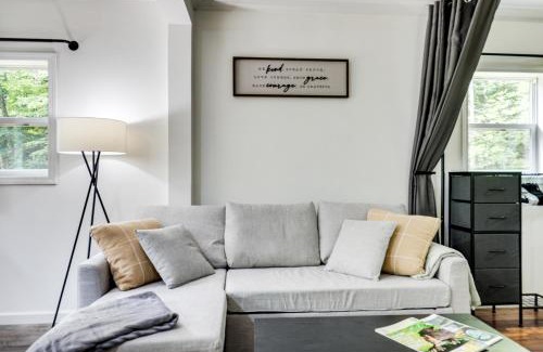 Pelkie Apartment | Woodsy and Charming! Tiny Haven with Yard in Pelkie