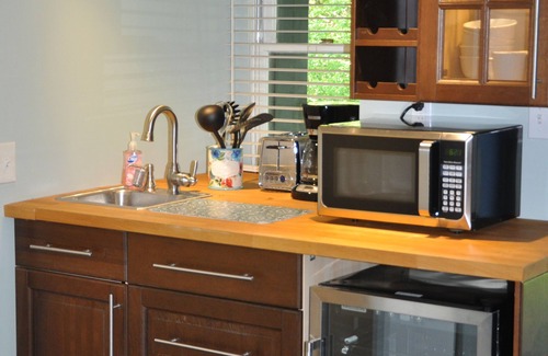 Middletown Apartment | Woodsy Lair in Historic Middletown Valley