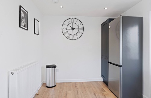 Wylam House | Woodvale Gardens, Wylam Village, Sleeps 6