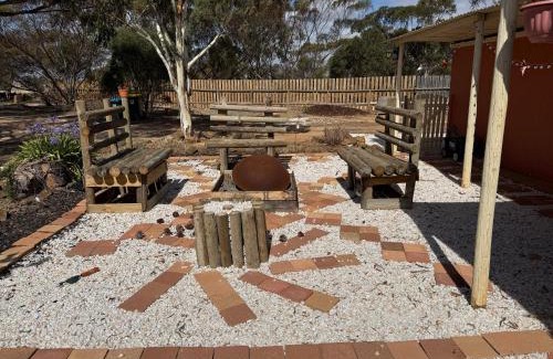Woodchester Apartment | Woody House Creek