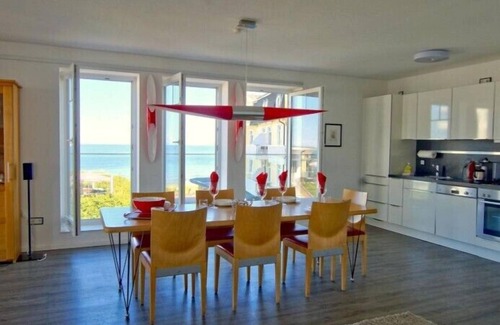 Wangerooge Apartment | WoogeQueen - 112 m² of luxury with direct sea views