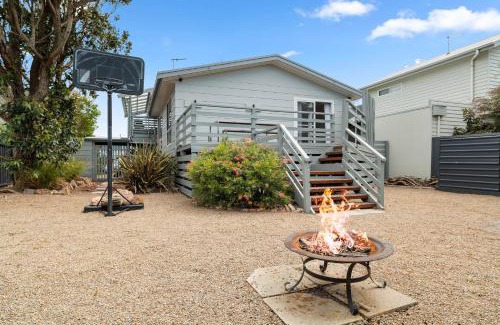 Cape Woolamai House | Wooli Waves by Ready Set Stay - BYO LINEN & TOWELS