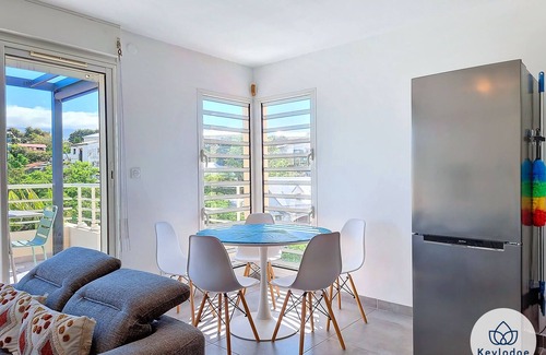 Saint-Pierre De La Reunion Apartment | Wopé L’appart – beautiful apartment 3 min from the CHU – Terre Sainte