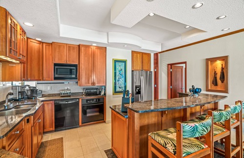 Princeville Condo | WORLD CLASS #402 Superior PENTHOUSE, Full AC, 2 Suites, Best Views & Privacy
