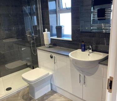 Langford House | Worship Farm Accommodation