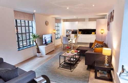 London City Centre Apartment | Wow! 2 Bedr/3 Beds in the Heart of Covent Garden