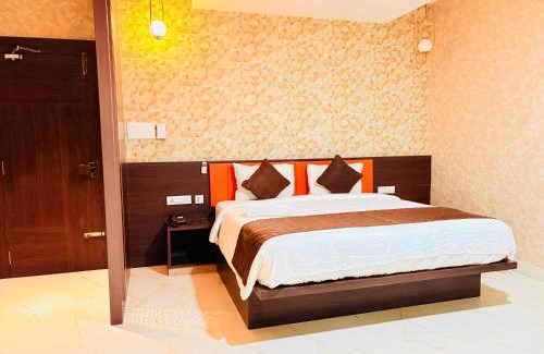 Avinashi Hotel | Wow Hotels