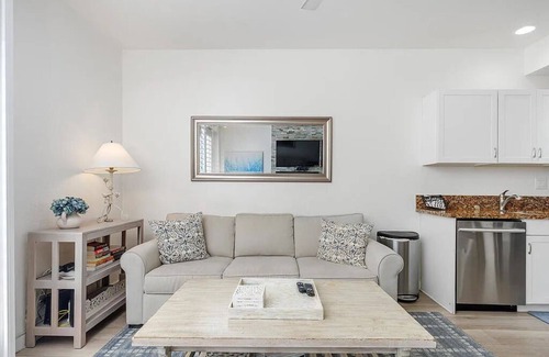 La Quinta Condo | Wow! Indian Wells 1 Bedroom-Beautiful Views, Private Patio, Pool!