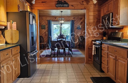 Brighton House | WOW! Must Read "Reviews" on this 4-5 BR. 2 BA. w/Game Rm Lake Front Home