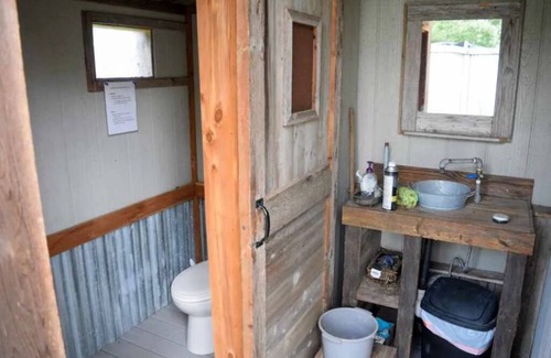 Jeddo Cabin | Wrangler’s Rest