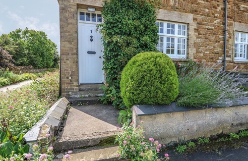 Longdon Cottage | WREN COTTAGE, pet friendly, with a garden in Uppingham