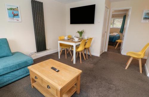St. Ann's Chapel House | Wren's Nest Manorcombe