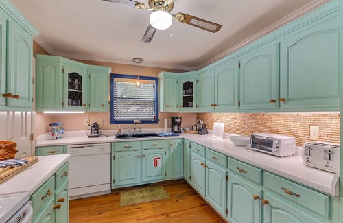 Houston House | Wrenwater on Brushy Creek