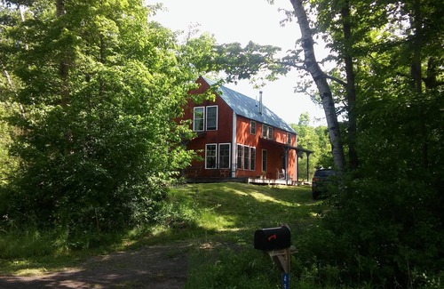 Franklin House | Writer's Retreat In The Western Catskills