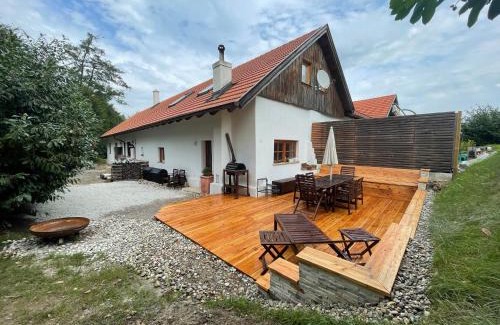 Kirchstetten Apartment | wundervoll eben - CHALETS & PLÄTZE voller WUNDER - NOTSCHKERL & FEINIS