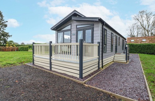 Necton Cottage | WURZBURC, with hot tub in Swaffham