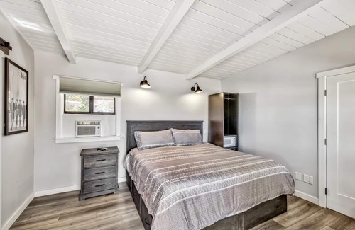 Walker House | WWM 8 · 8 Fresh Air, Beautiful Views, Friendly Place WWM
