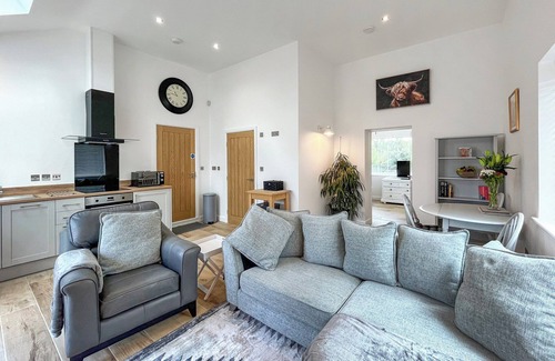 Ainstable Cottage | Wyn Shiels Hide Away