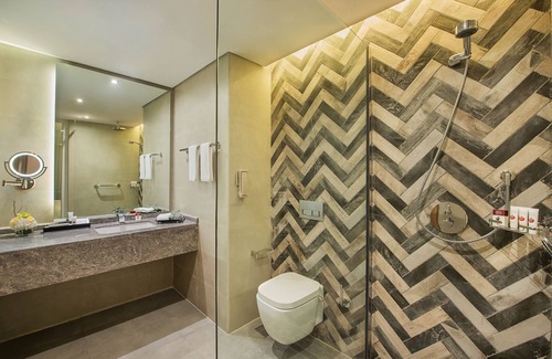Rumailah Hotel | Wyndham Garden Ajman Corniche