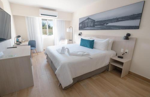 Monte Cristi Hotel | Wyndham Garden El Morro Montecristi