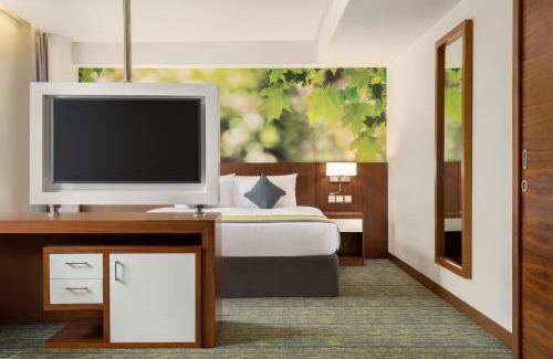 Al Khuwair Hotel | Wyndham Garden Muscat Al Khuwair