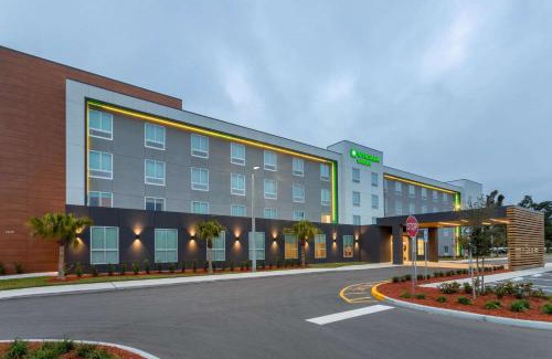 Orlando Hotel | Wyndham Garden Orlando Airport - Free Airport Shuttle