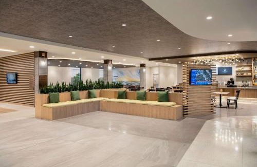 Winnipeg Hotel | Wyndham Garden Winnipeg Airport