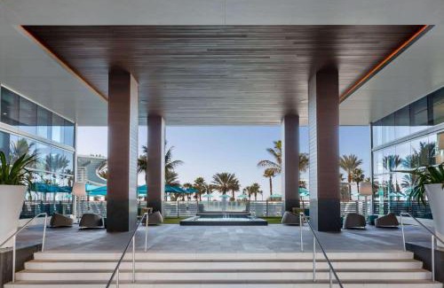 Clearwater Beach Resort | Wyndham Grand Clearwater Beach