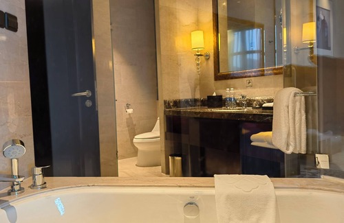 Yanta Qu Hotel | Wyndham Grand Xian South
