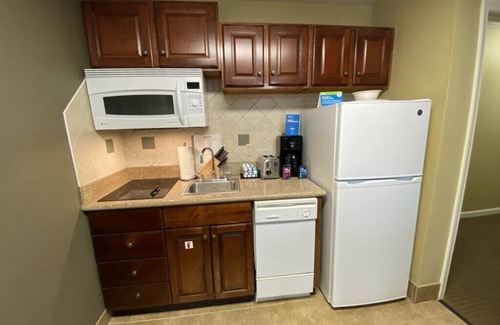 Williamsburg Condo | Wyndham Kingsgate - 1 Bedroom hearing