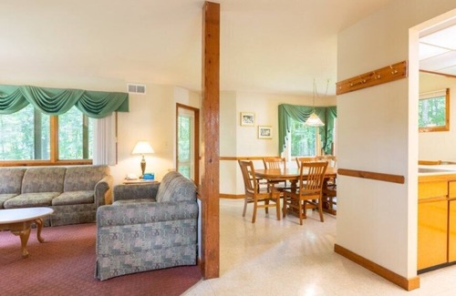 Shawnee On Delaware Condo | Wyndham Resorts at Shawnee Village - 2 Bedroom Villa