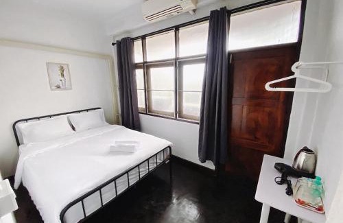 San Chao Pho Suea Apartment | X BAO San Chao Pho Sua - ศาลเจ้าพ่อเสือ