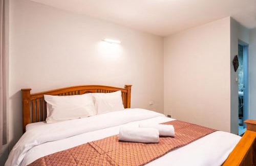 Chana Songkhram Apartment | X GO INN Khaosan Bangkok - โกอินน์ ถนนข้าวสาร