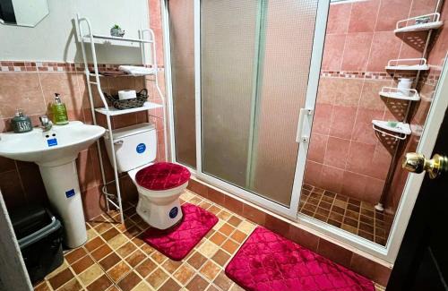 Quetzaltenango House | Xela Brick House A con estacionamiento