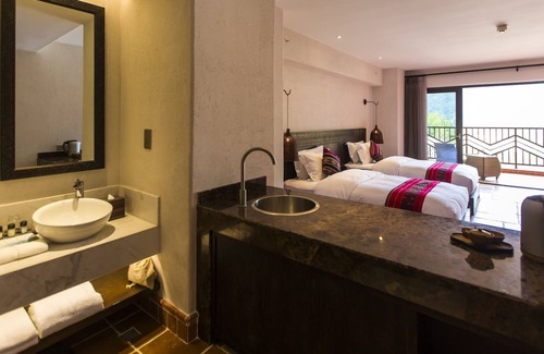 Ximeng Va Autonomous County Hotel | Ximeng Xikang Wellness & Resorts