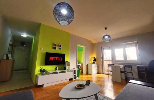 Sremska Mitrovica Apartment | XO Apartman